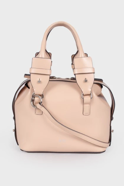 Beige leather bag with thin strap