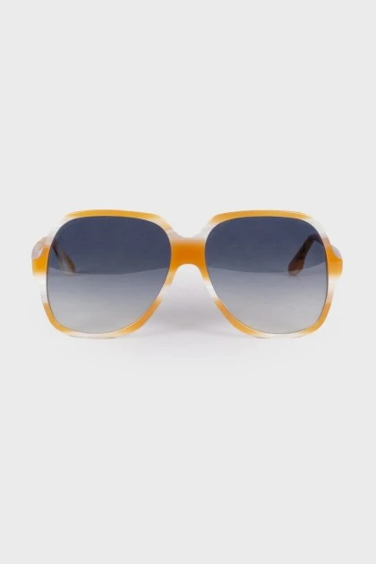 Sunglasses in gradient print