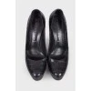 Embossed leather shoes