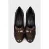 Dark brown heeled shoes 