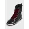 Leather boots with contrasting laces