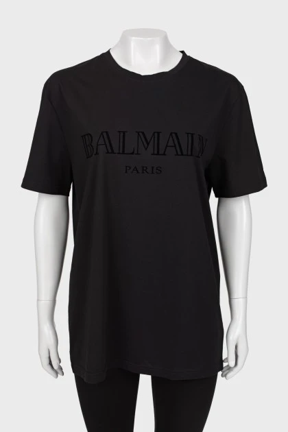 Black T-shirt with tag