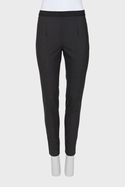 Wool trousers with elastic