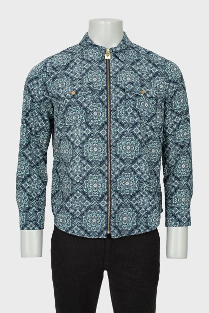 Men's shirt with gold fittings