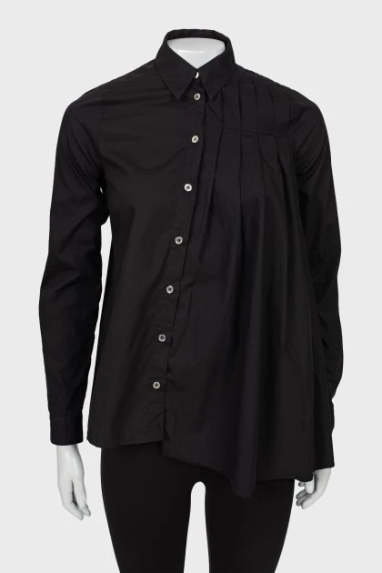 Pleated black shirt