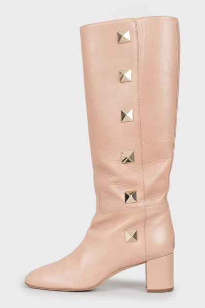 Pink boots with rhinestones