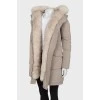 Fitted parka with fur