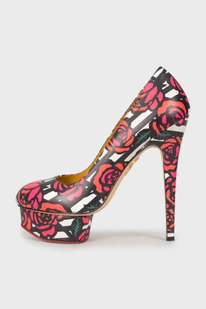 Floral leather shoes