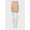 Beige skirt with pockets
