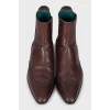 Men's maroon Chelsea boots