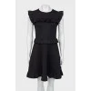 Fitted dress with ruffles