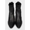 Pointed toe leather boots