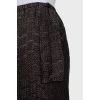 Straight-cut skirt with ribbed pattern