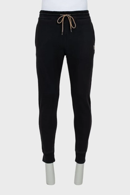 Men's sports trousers with patch
