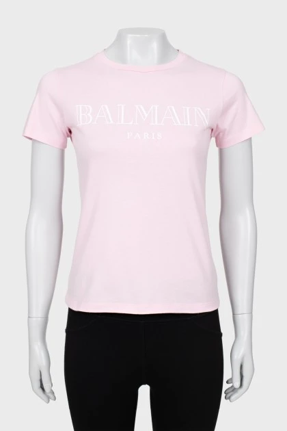 Pink T-shirt with brand logo