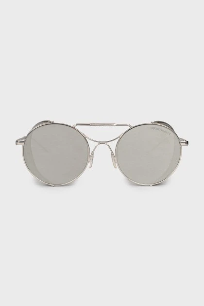Round sunglasses with curtains