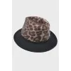 Wool hat with leopard print