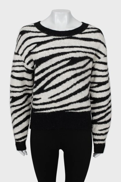 Animal print cropped sweater