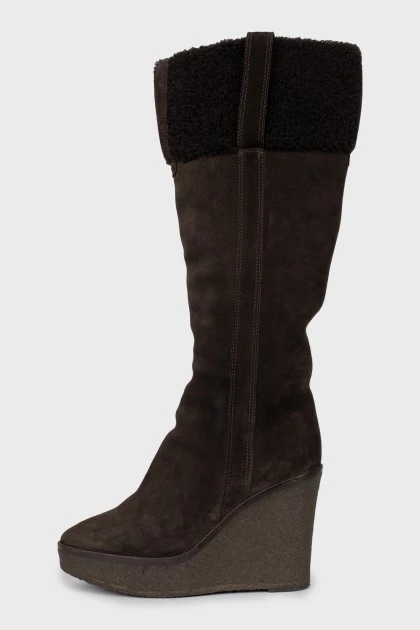 Insulated suede wedge boots