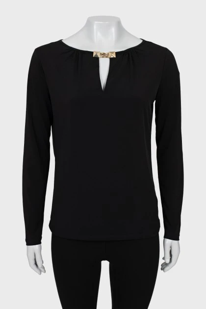 Black blouse decorated with chain