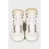 White Flashtrek boots