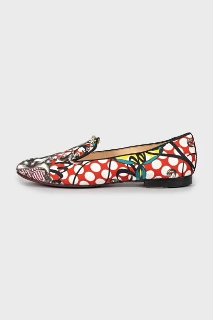 Loafers with studded print