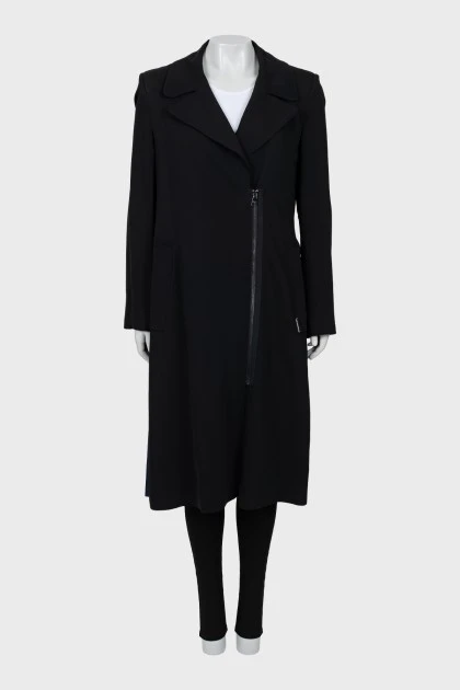 Coat with pleated back