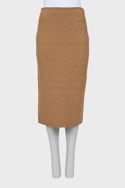 Brown fitted skirt