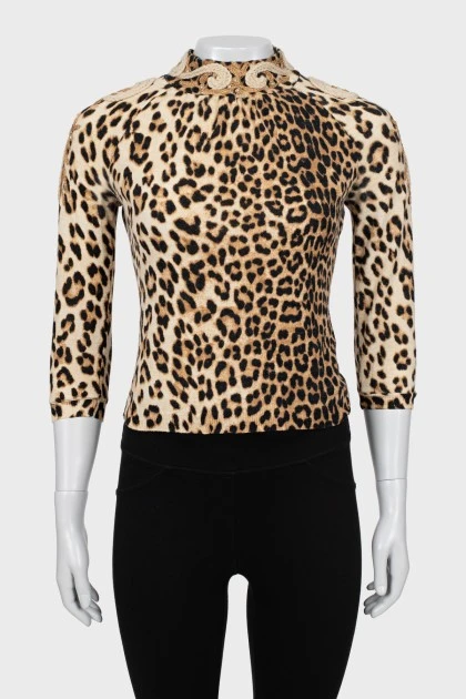 Fitted jumper in animal print