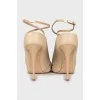 Beige leather shoes