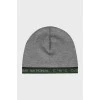 Men's knitted hat with tag