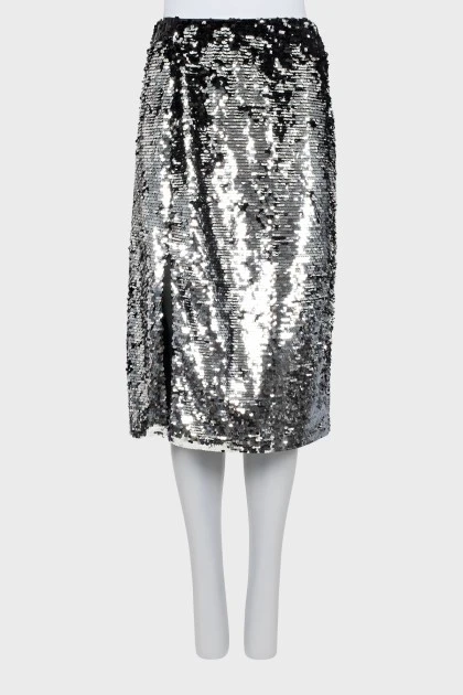 Skirt with combined sequins