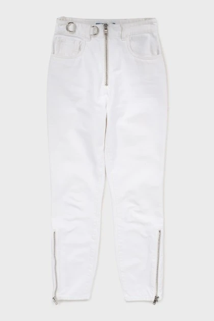 White jeans with zipper at the bottom
