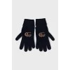 Cashmere gloves with tag