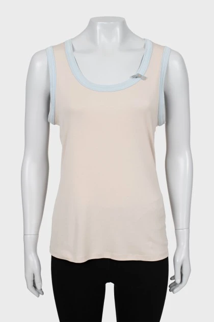 Two-tone fitted tank