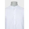 Men's white loose-fitting shirt