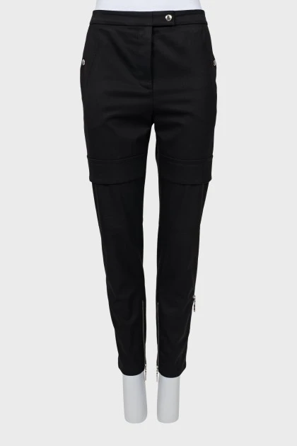 Tapered trousers with zip at the bottom