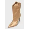 Textile boots with pointed toe