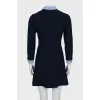 Fitted dress with detachable collar