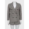 Suit with houndstooth shorts