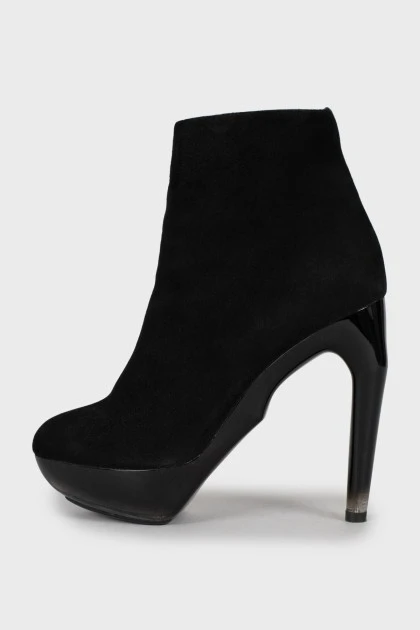 Suede ankle boots with figured heels