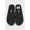 Rubber flip-flops black and white