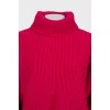 Knitted sweater with side slits