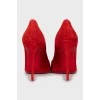 Pointed Toe Suede Pumps