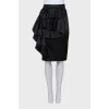 Pencil skirt decorated with ruffles