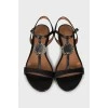 Low-heeled leather sandals