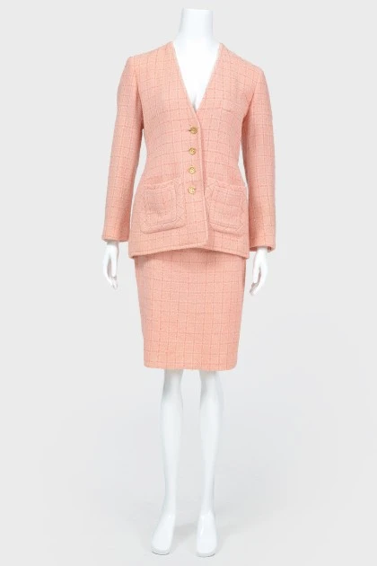Tweed suit with a skirt