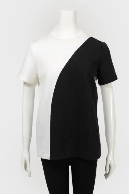 Black and white t-shirt