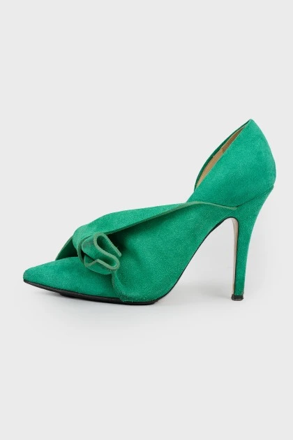 Suede green shoes