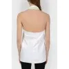 Top blouse behind the neck with an open back with a tag